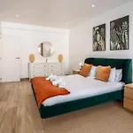 #034 Cozy Great Location Apartment *